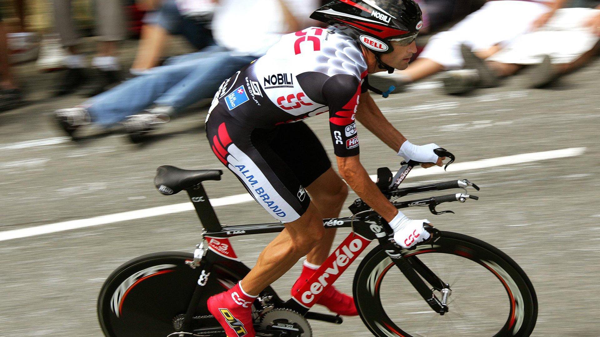 体育仲裁裁决引发争议，运动员权益与公平竞赛如何平衡？